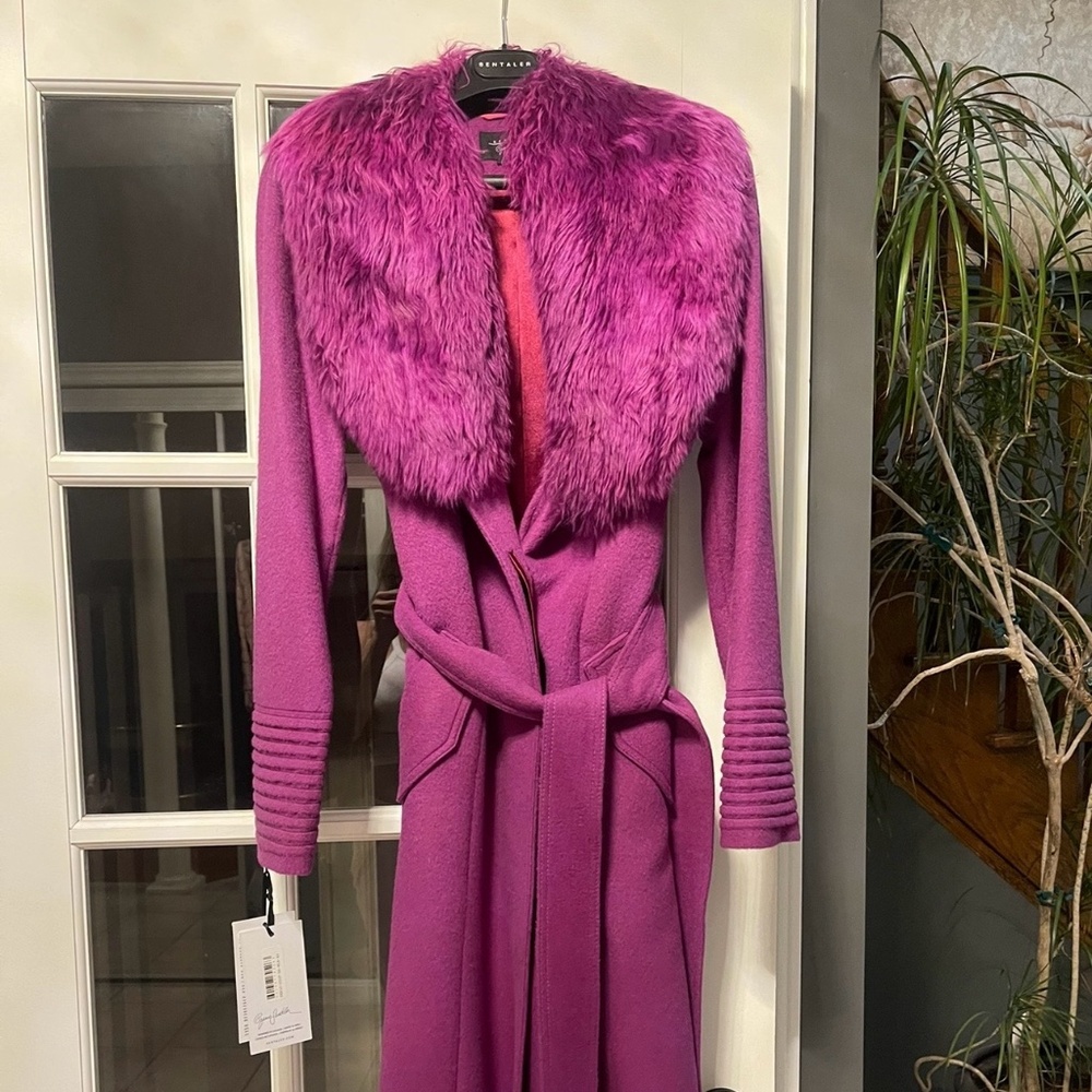 Sentaler long coat with detachable fur “Brand New”